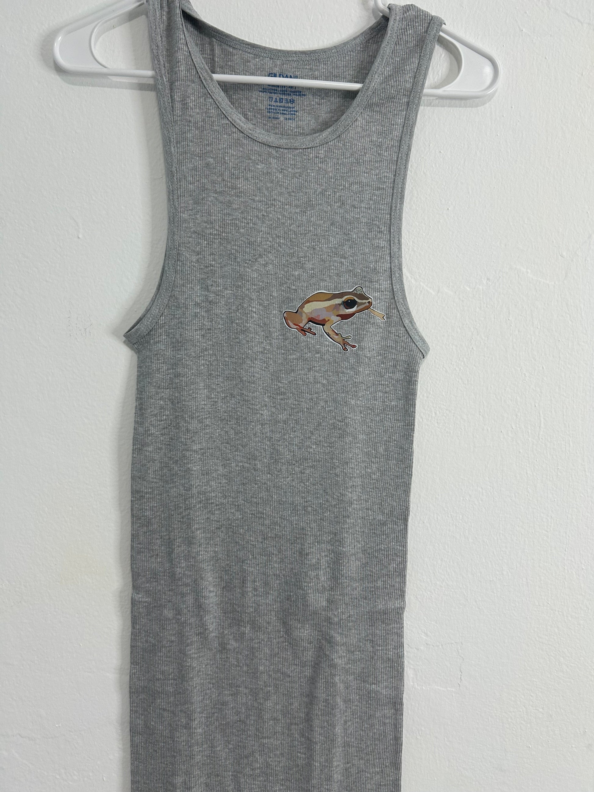 SLEEVELESS SHIRT